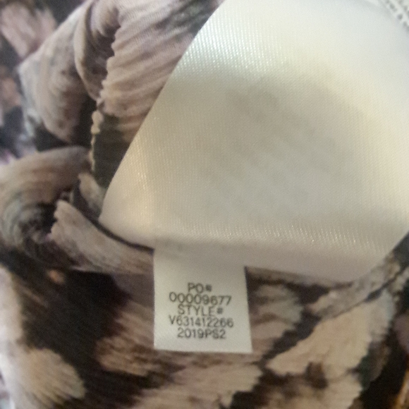 Vince XL 100% Sheer Silk Micropleat Long Sleeve Button Down Painted Floral - Picture 5 of 9